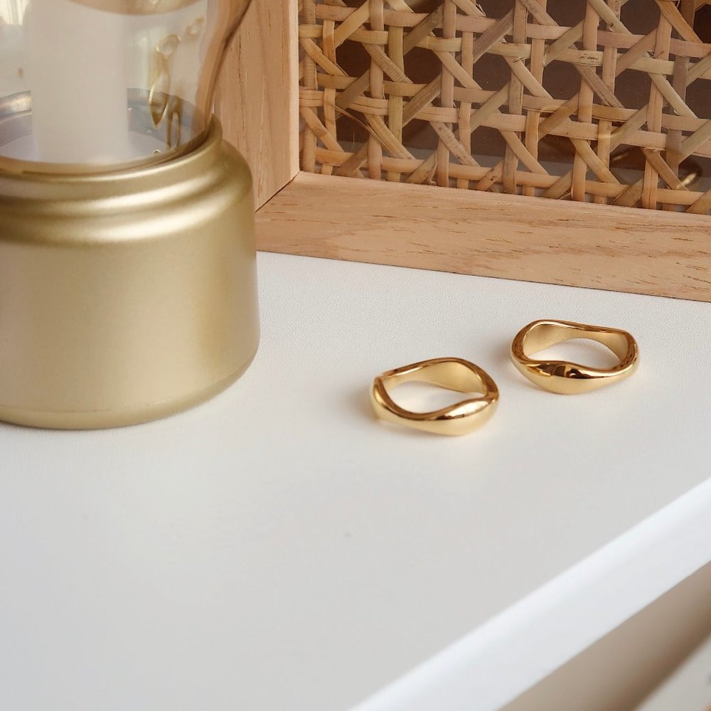 NEW 18K Gold Plated Wave Curve Ring - Picture 16 of 16